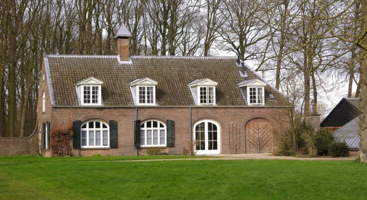 photo of height of a house